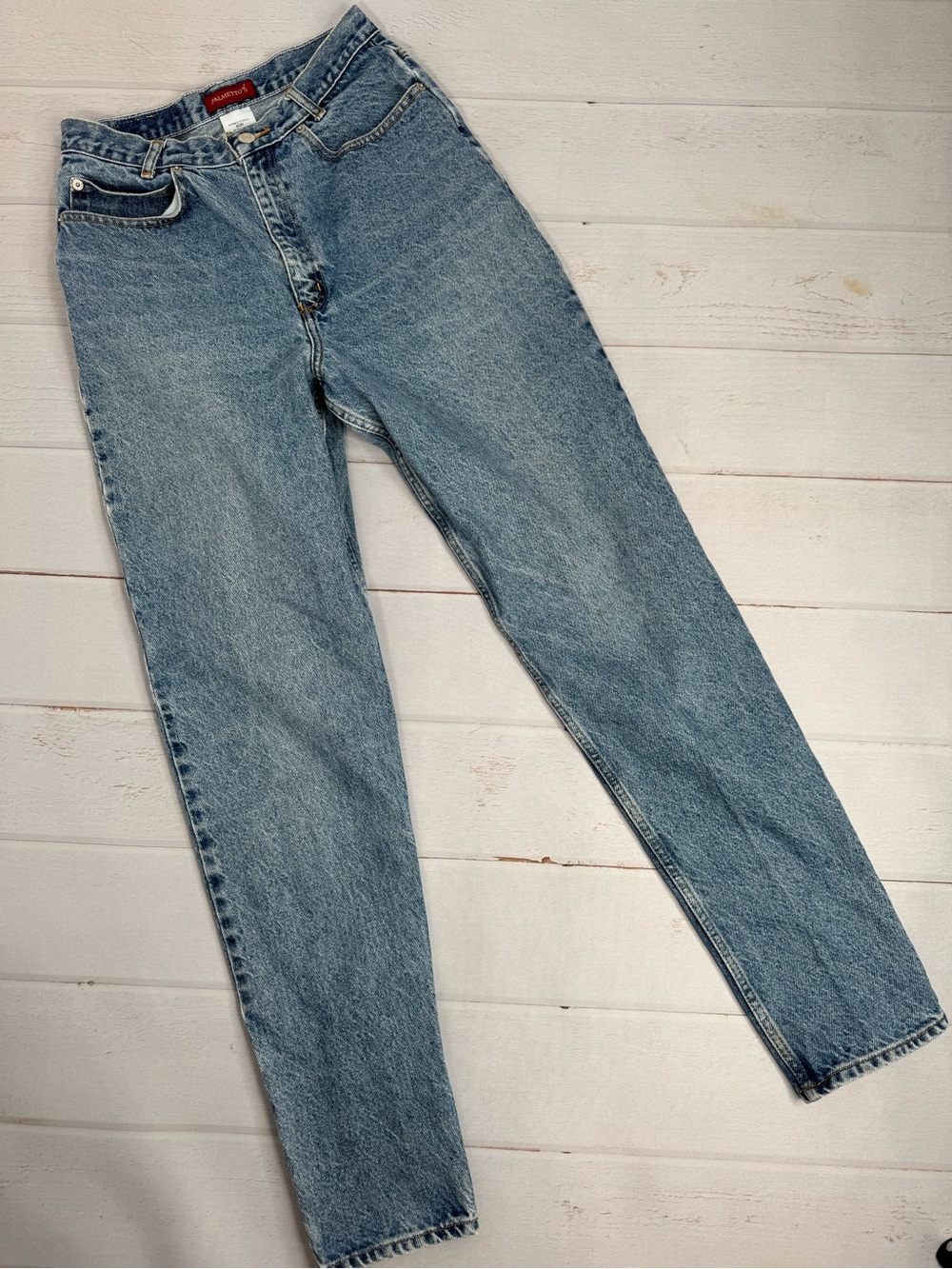 Vintage Palmetto's High-Rise Tapered Mom Jeans Light Wash 9 Tall